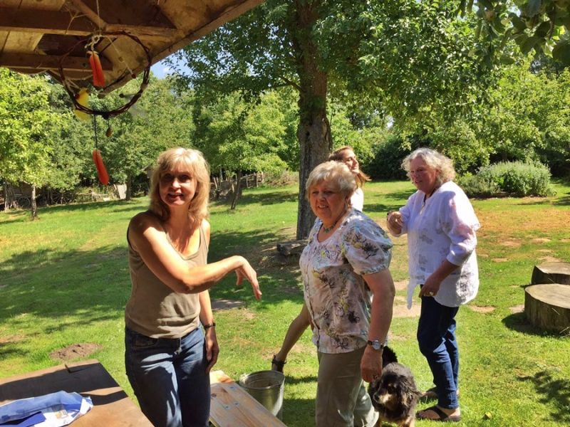 Renate Waltermann  im Lehmdorf gratuliert